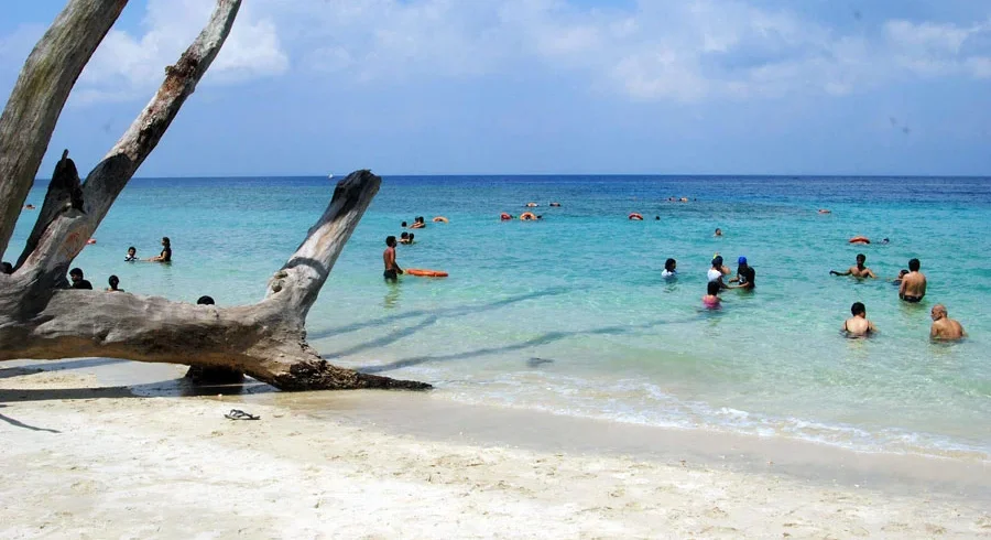 Elephant-Beach-Havelock-Island-Swaraj-Dweep-Andaman-and-Nicobar-Islands-India10