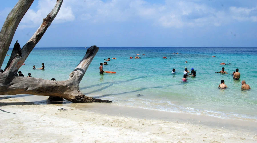 Elephant-Beach-Havelock-Island-Swaraj-Dweep-Andaman-and-Nicobar-Islands-India10